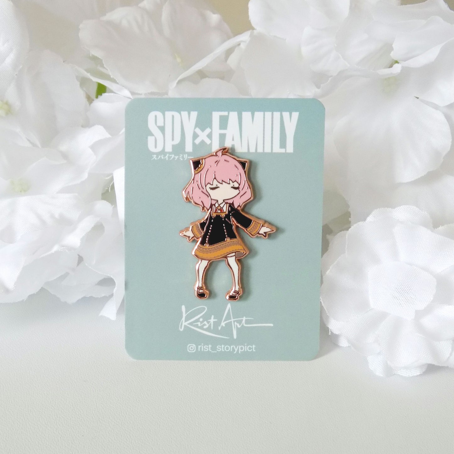 Anya and Family - Anime Inspired Hard Enamel Pin Rosegold