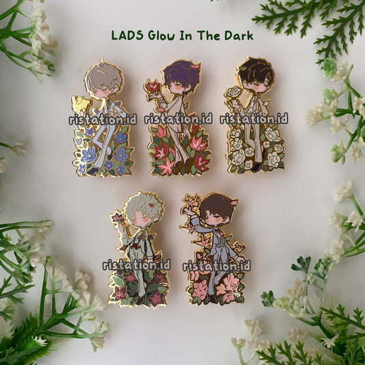 Love And DeepSpace - Glow in the Dark - Hard Enamel Pin